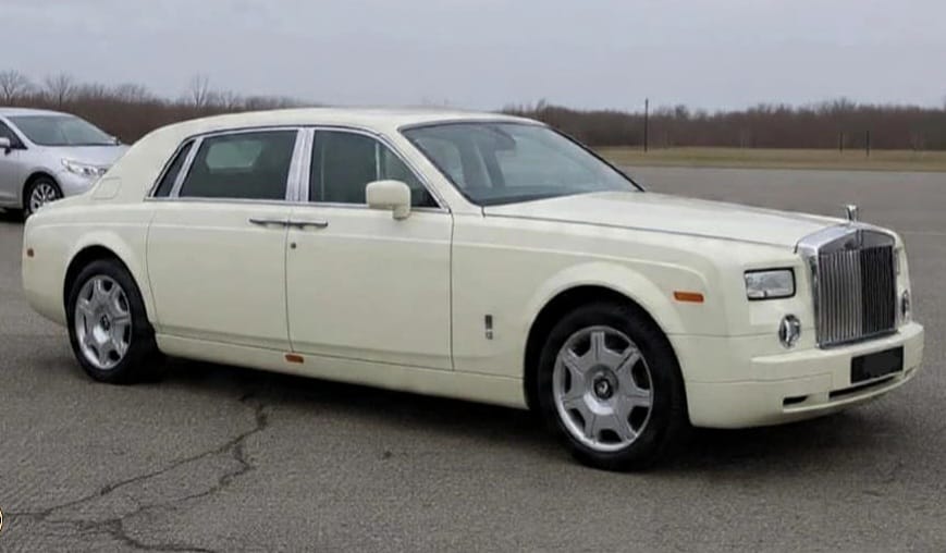 Rolls-Royce Phantom For Hire